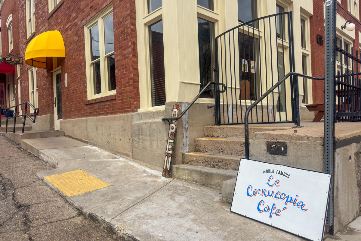 Le Cornucopia Cafe